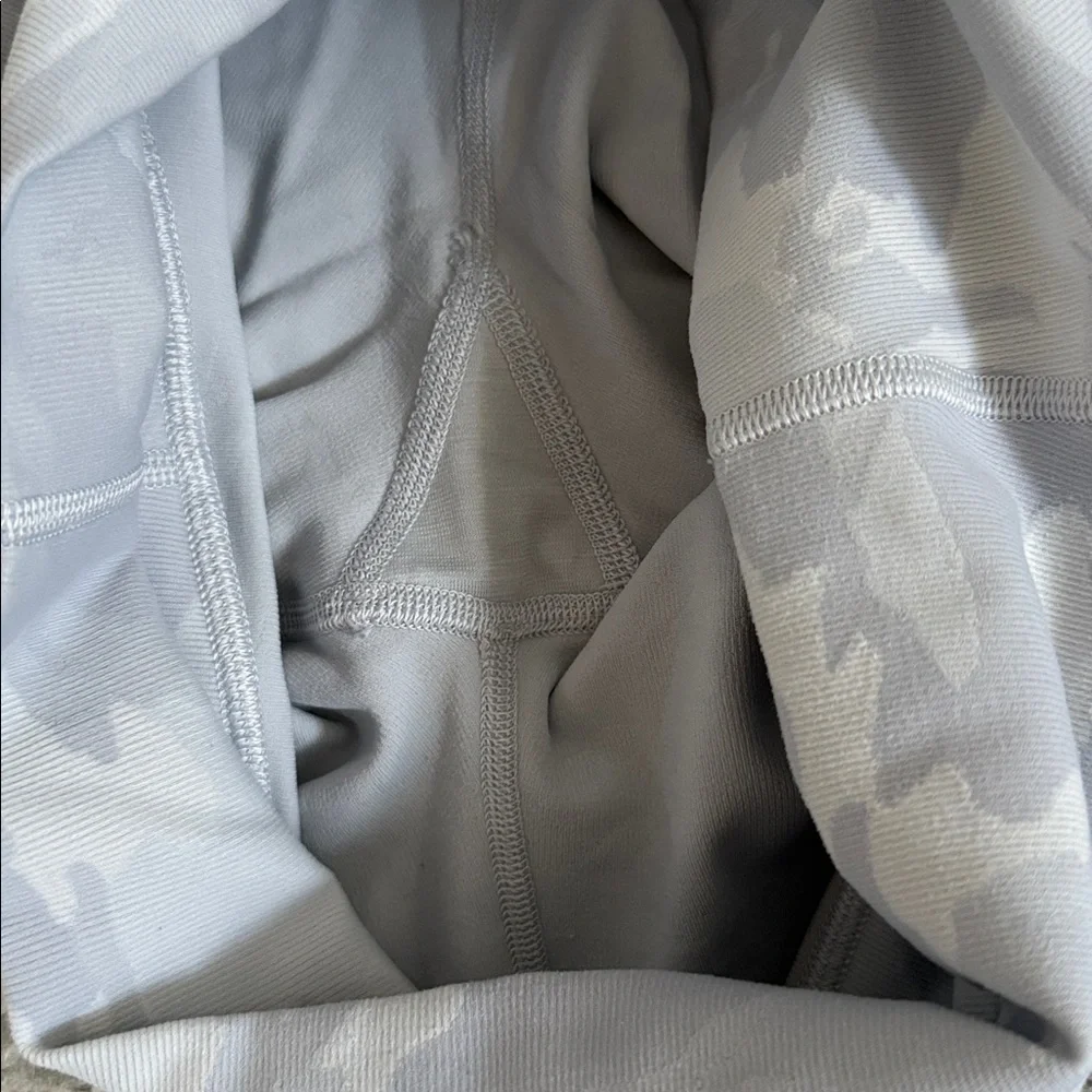 Lululemon Wunder Under High-Rise Tight 28